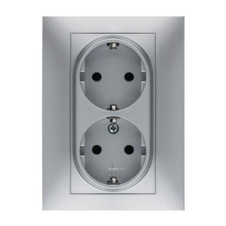 DOBLE TOMA CORRIENTE 16 AH. 250 V. ALUMINIO 9225